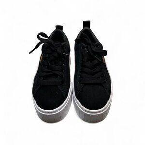 Puma Mayze Platform Sneakers in Black/White, Women's Size 6.5, Excellent Cond.